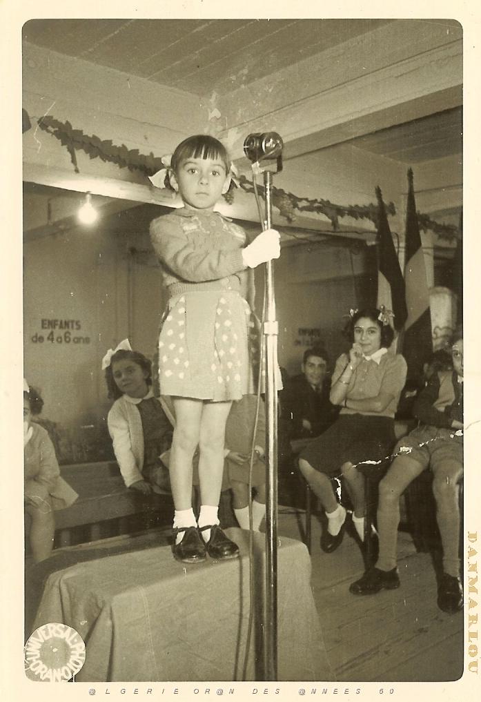 FAMILLE 004 ORAN 1951 ARBRE DE NOEL DES PONTS ET CHAUSSEES.jpg